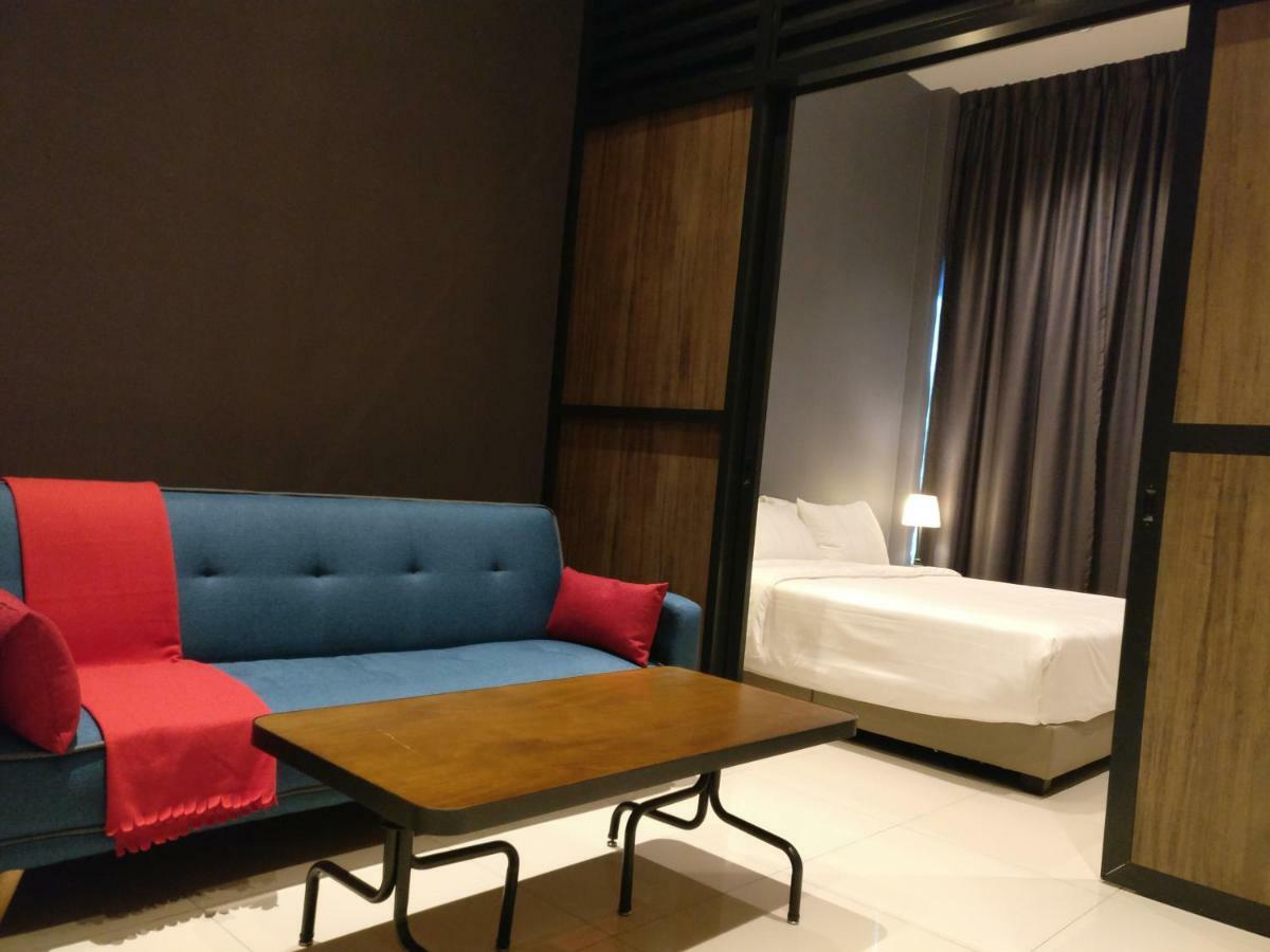Sl Tr Homstay *